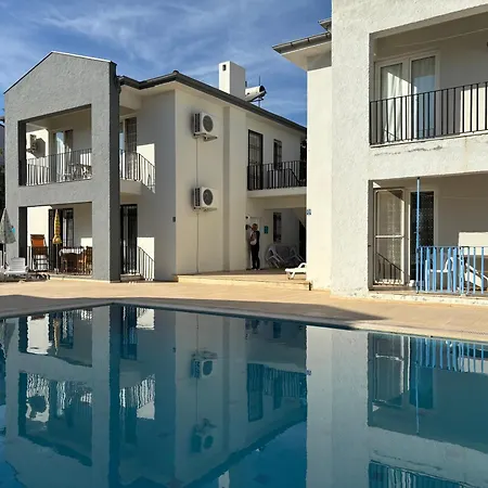 아파트 Cica Foca Luxury With Pool *